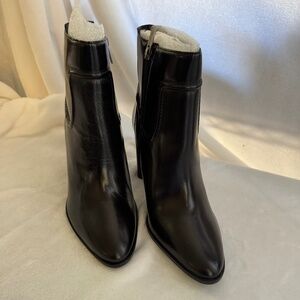 Vince Camuto Epandra Bootie